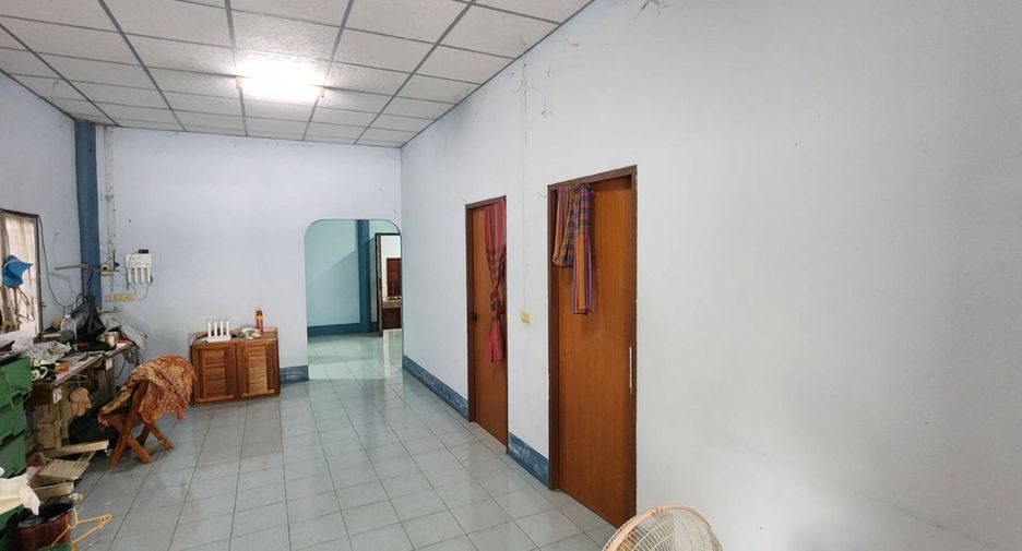 For sale 3 bedrooms house in Phanom Sarakham, Chachoengsao