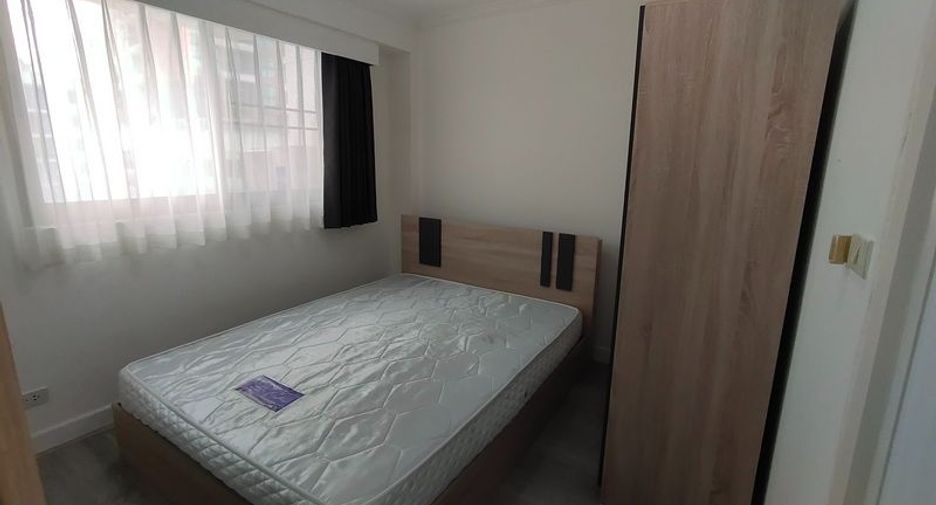 ให้เช่า 5 ห้องนอน คอนโด ใน วัฒนา, กรุงเทพฯ