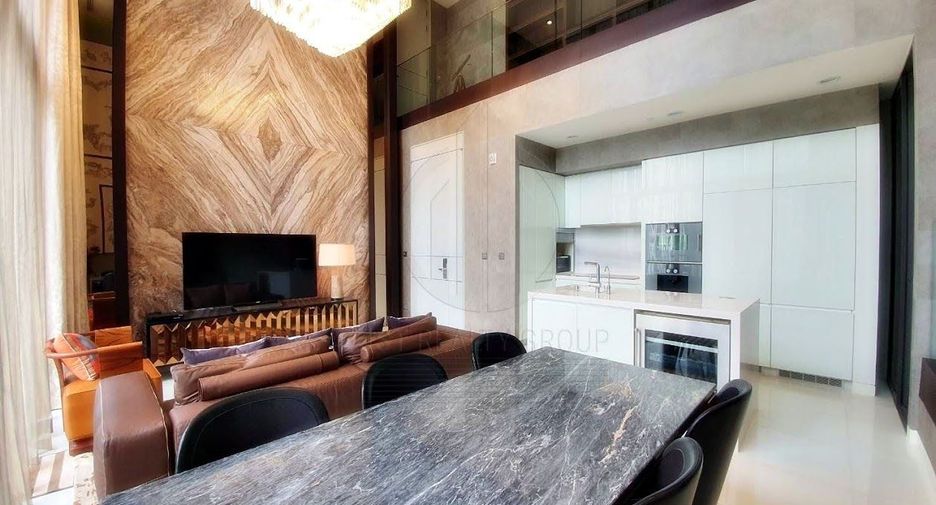 For rent 2 bedrooms condo in Khlong Toei, Bangkok