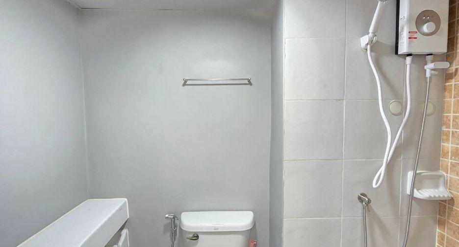For rent 1 bed condo in Mueang Chon Buri, Chonburi