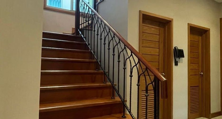 For rent 3 bedrooms house in Saphan Sung, Bangkok