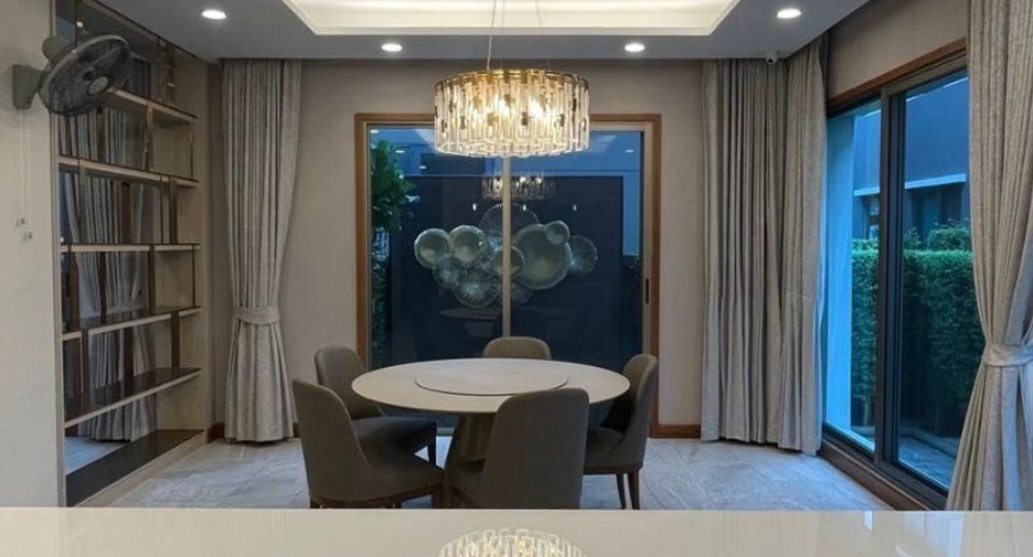 For rent 3 bedrooms house in Saphan Sung, Bangkok