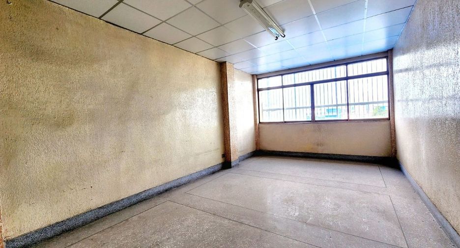 Casa adosada en venta de estudio en Bang Rak, Bangkok