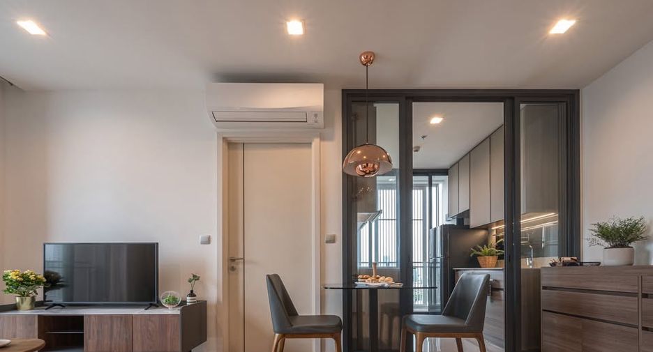 For rent 2 ベッドルーム condo in Phaya Thai, Bangkok