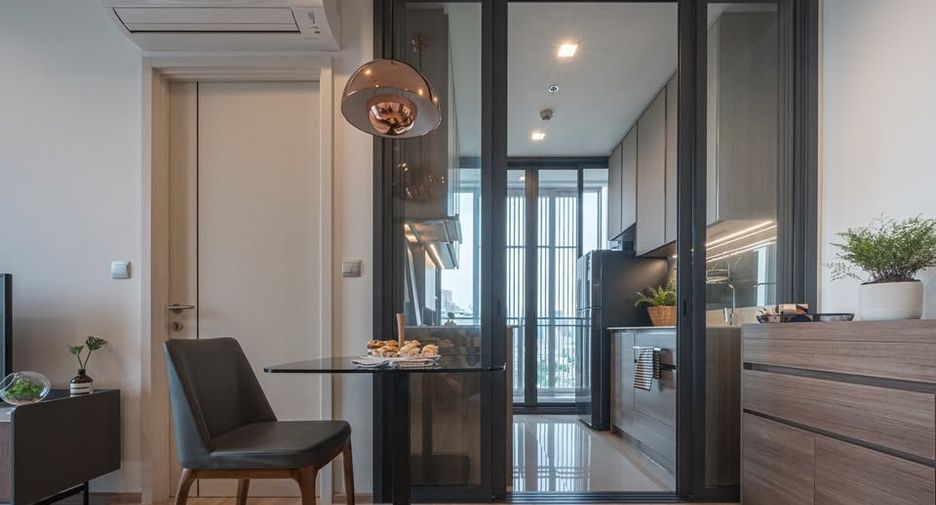 For rent 2 ベッドルーム condo in Phaya Thai, Bangkok