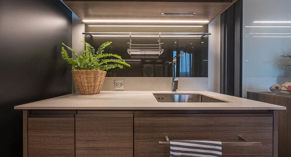 For rent 2 ベッドルーム condo in Phaya Thai, Bangkok