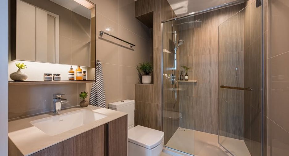 For rent 2 ベッドルーム condo in Phaya Thai, Bangkok