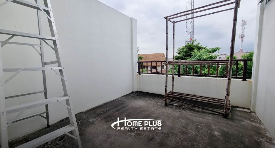 For rent そして for sale 3 ベッドルーム townhouse in Lam Luk Ka, Pathum Thani