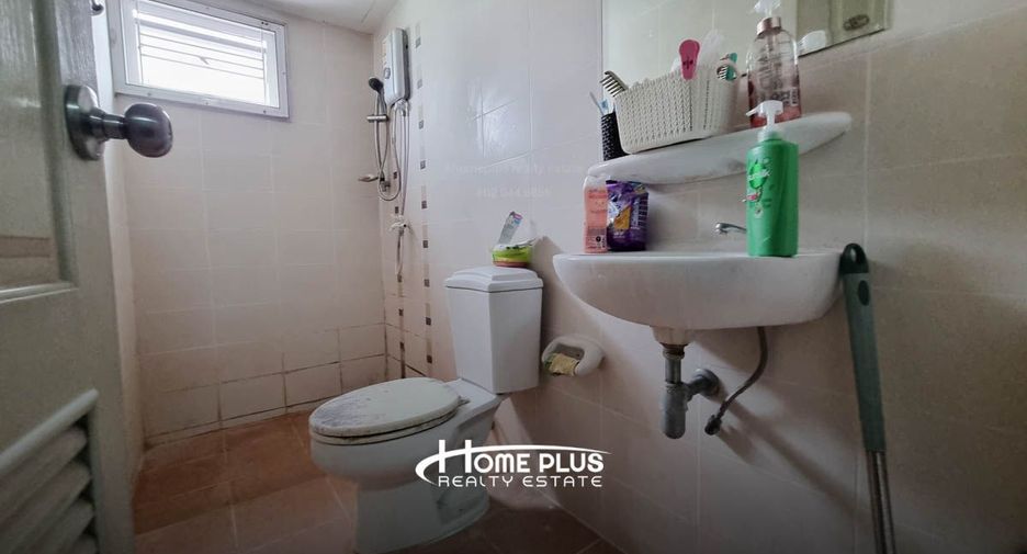 For rent そして for sale 3 ベッドルーム townhouse in Lam Luk Ka, Pathum Thani
