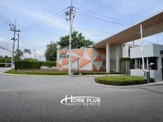 For sale 3 bedrooms house in Mueang Pathum Thani, Pathum Thani