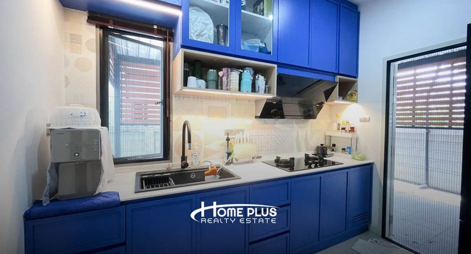 For sale 3 bedrooms house in Mueang Pathum Thani, Pathum Thani