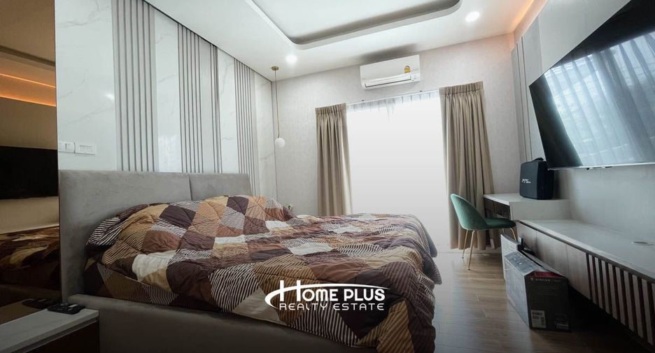 For sale 3 bedrooms house in Mueang Pathum Thani, Pathum Thani