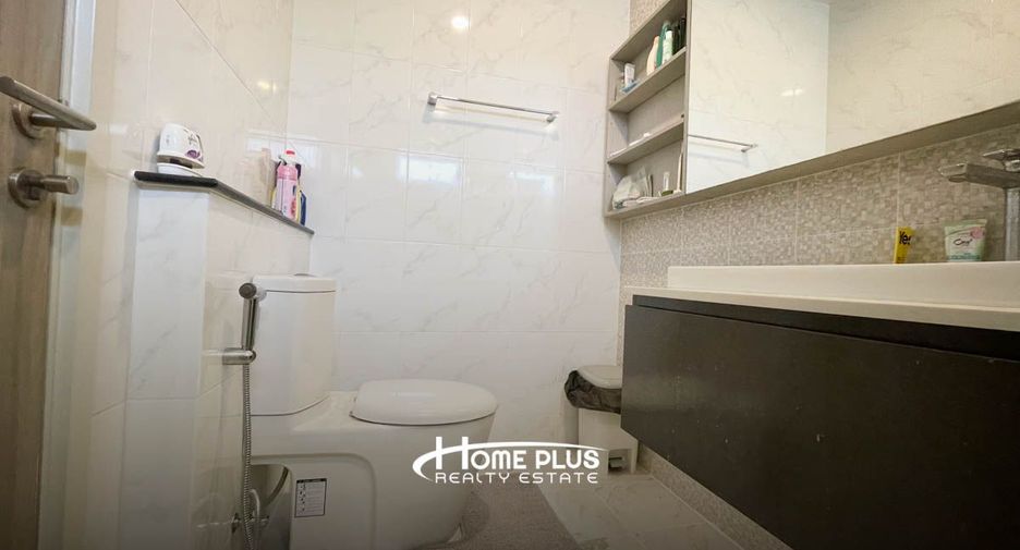 For sale 3 bedrooms house in Mueang Pathum Thani, Pathum Thani