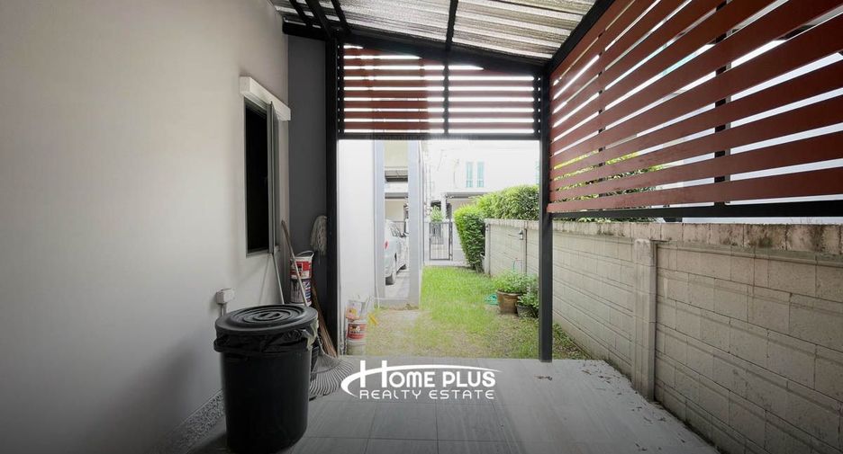 For sale 3 bedrooms house in Mueang Pathum Thani, Pathum Thani