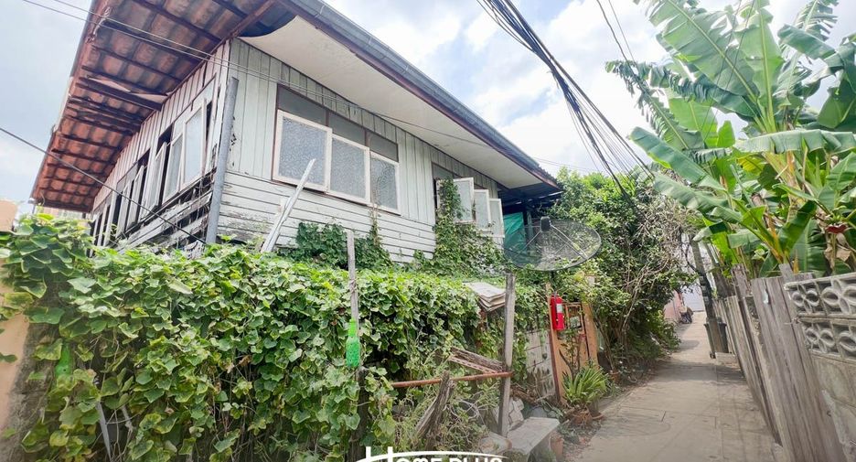 For sale 6 bedrooms house in Bang Phlat, Bangkok