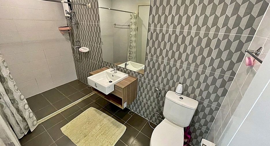 For rent 3 bedrooms townhouse in Bang Phli, Samut Prakan