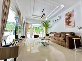 Villa en alquiler y en venta de 4 habitaciones en Mueang Chiang Mai, Chiang Mai