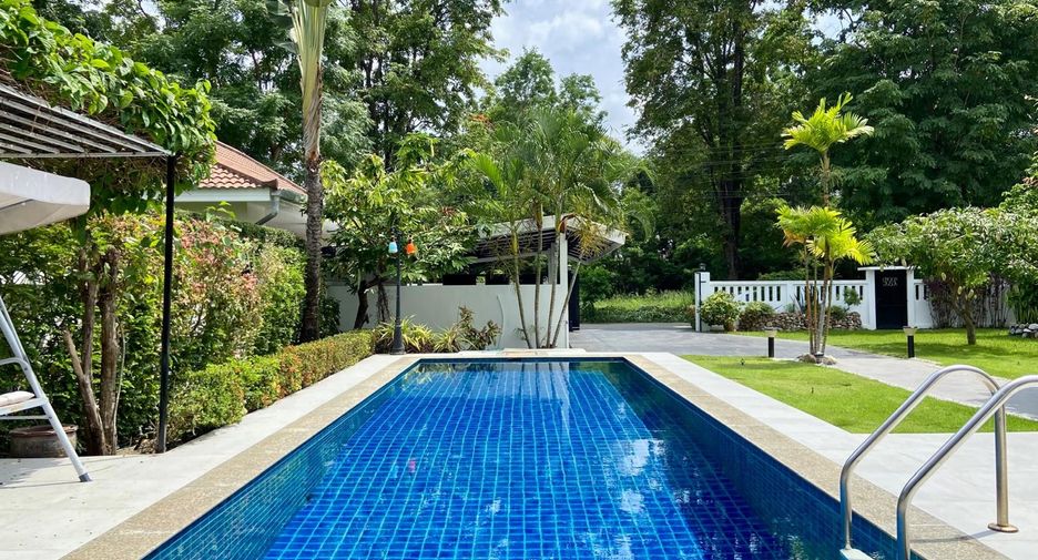 For rent and for sale 4 bedrooms villa in Mueang Chiang Mai, Chiang Mai