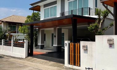 For rent 3 bedrooms house in East Pattaya, Pattaya