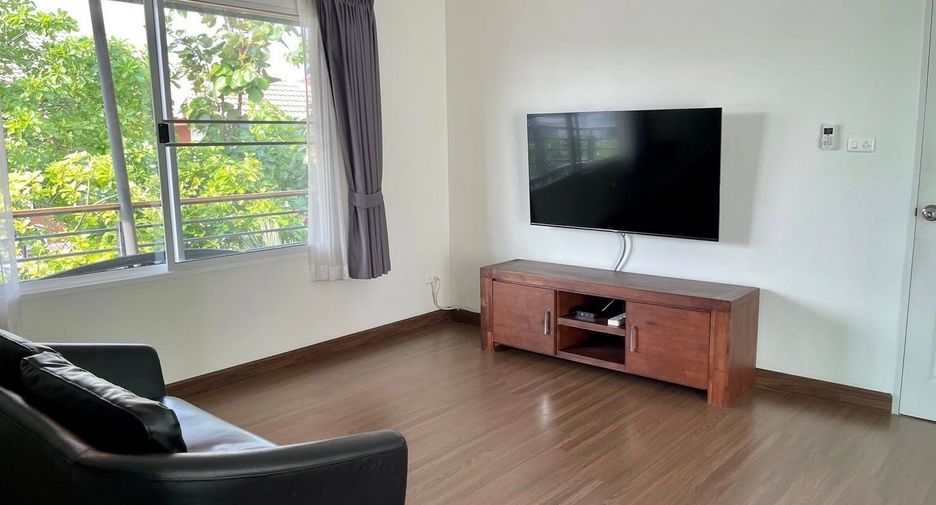 For rent 3 bedrooms house in East Pattaya, Pattaya