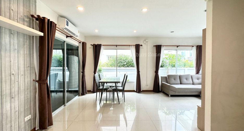 For sale 3 bedrooms house in Si Racha, Chonburi