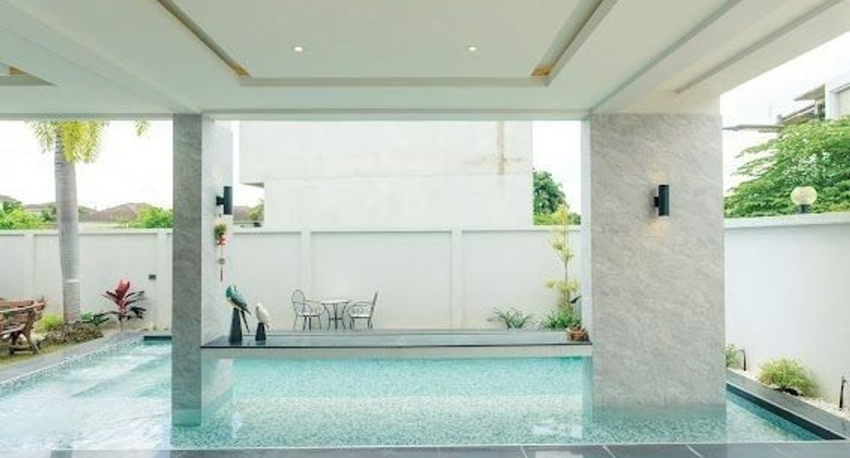 Villa zum Kauf mit 4 Zimmer in San Sai, Chiang Mai