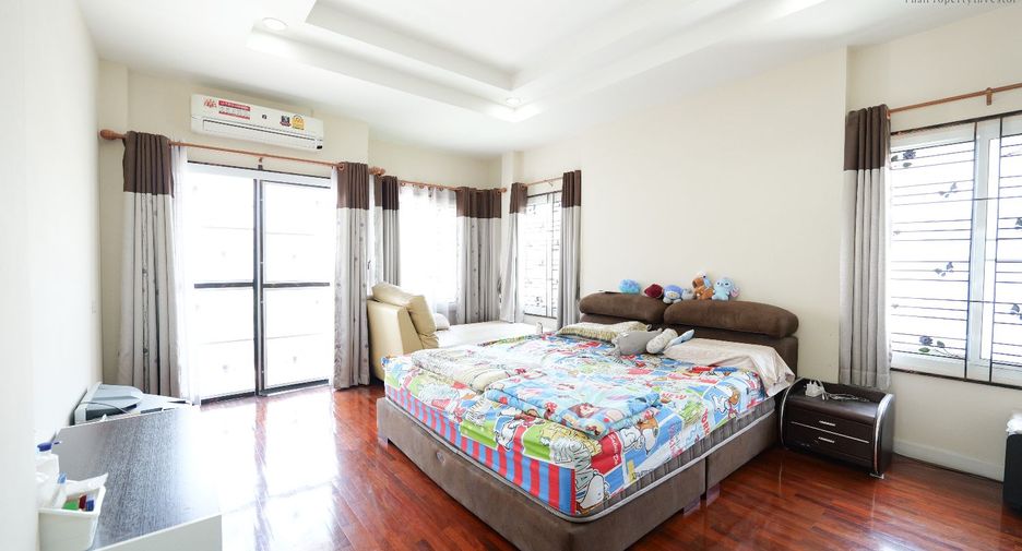 For sale 3 bedrooms house in Bang Lamung, Chonburi
