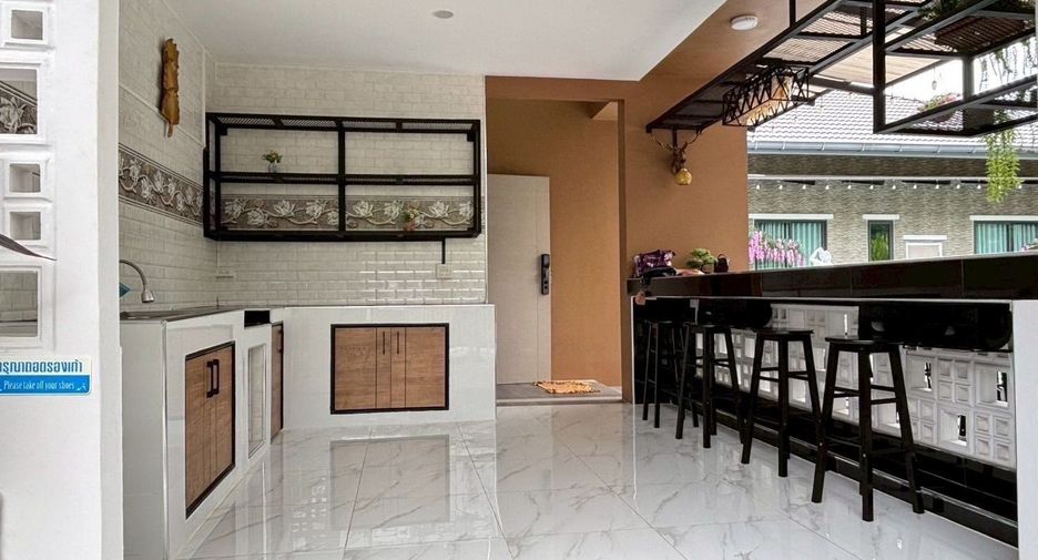 Casa en venta de 6 habitaciones en Klaeng, Rayong
