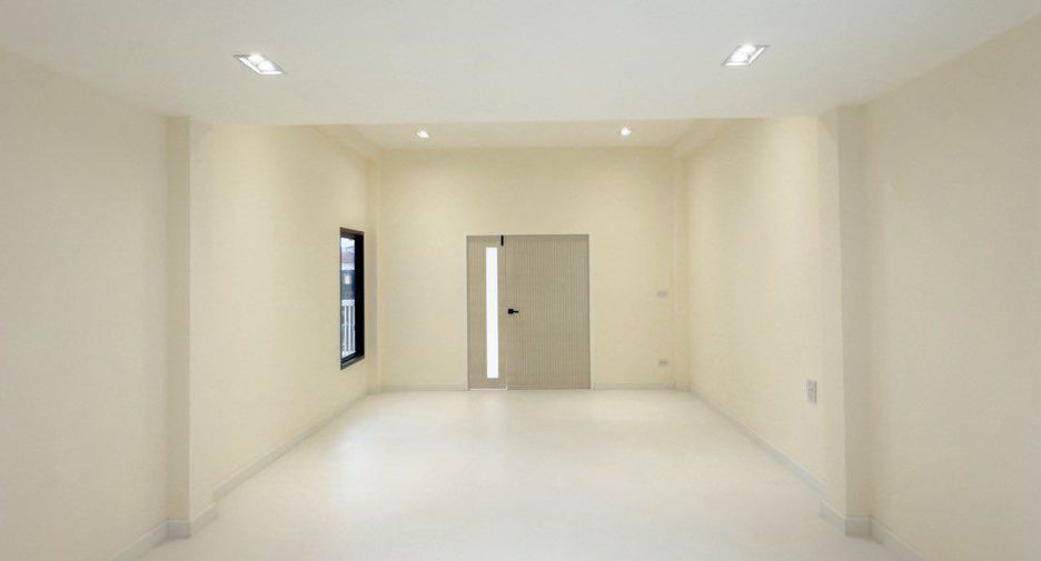 Haus zum Kauf mit 3 Zimmer in Mueang Chiang Mai, Chiang Mai