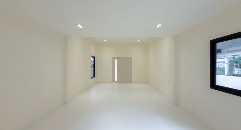 Haus zum Kauf mit 3 Zimmer in Mueang Chiang Mai, Chiang Mai