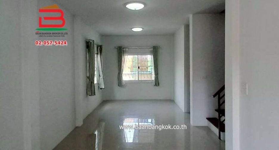Haus zum Kauf mit 3 Zimmer in Nong Chok, Bangkok