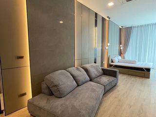 Haus zur Miete mit 4 Zimmer in Saphan Sung, Bangkok