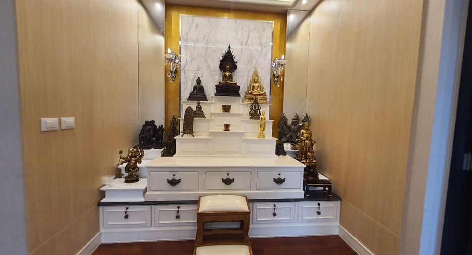 For sale 4 bedrooms house in Bang Kruai, Nonthaburi