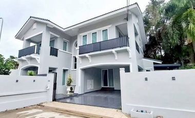 For sale 4 bedrooms house in Bang Lamung, Chonburi