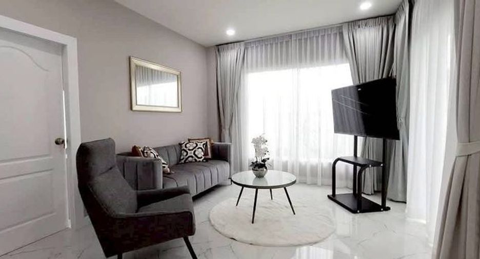 Casa en venta de 4 habitaciones en Bang Lamung, Chonburi