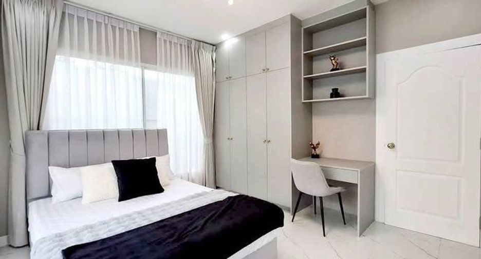 Casa en venta de 4 habitaciones en Bang Lamung, Chonburi