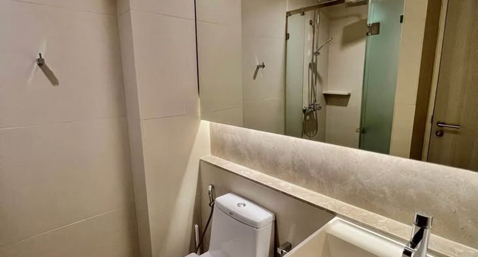 For rent and for sale 2 bedrooms condo in Khlong Toei, Bangkok