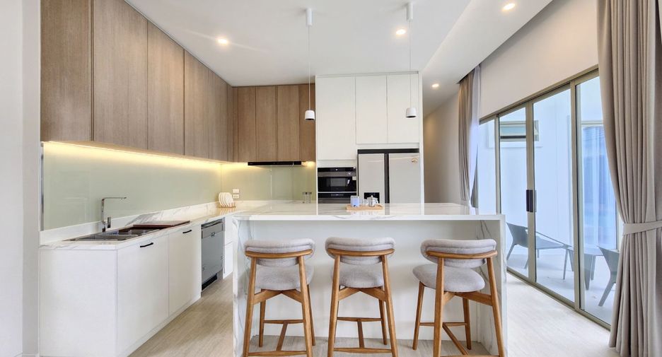 For sale 4 bedrooms villa in Hua Hin, Prachuap Khiri Khan