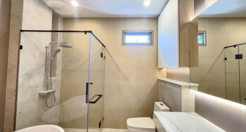 For sale 4 bedrooms villa in Hua Hin, Prachuap Khiri Khan