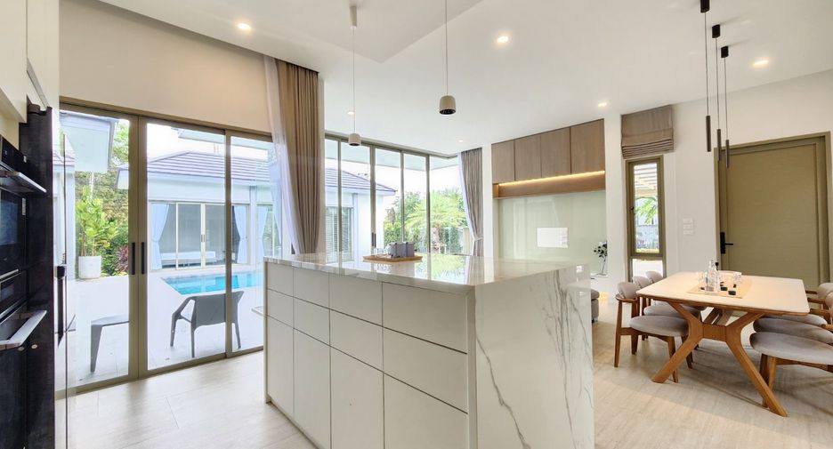 For sale 4 bedrooms villa in Hua Hin, Prachuap Khiri Khan