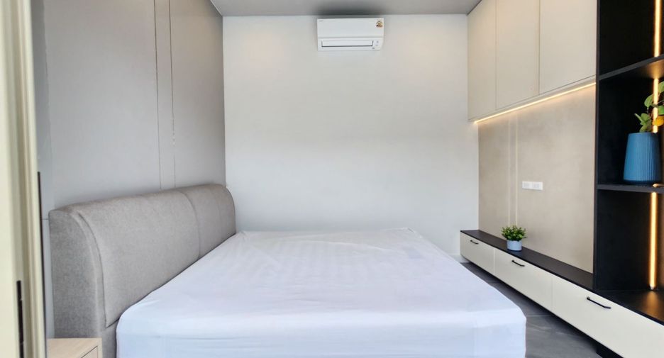 For sale 4 bedrooms villa in Hua Hin, Prachuap Khiri Khan