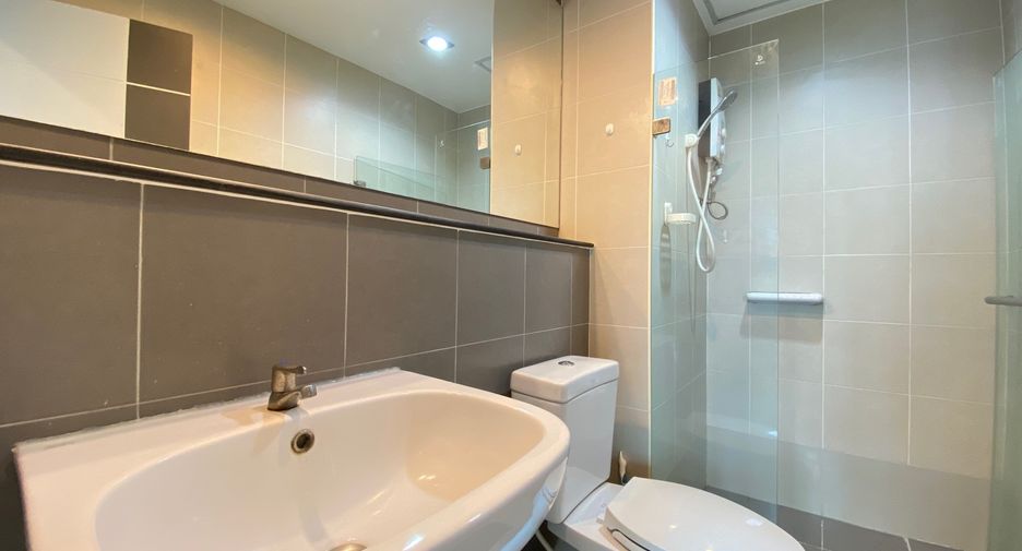 For rent and for sale 1 bed condo in Mueang Chiang Mai, Chiang Mai