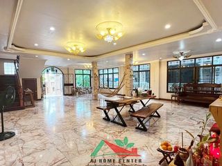 Casa en venta de 4 habitaciones en Krathum Baen, Samut Sakhon