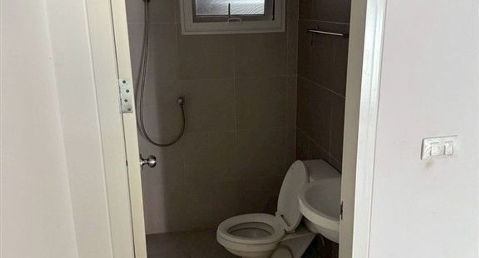 Reihenhaus zur Miete und zum Kauf mit 3 Zimmer in Lam Luk Ka, Pathum Thani