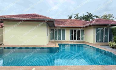 Villa zum Kauf mit 4 Zimmer in Bang Lamung, Chonburi