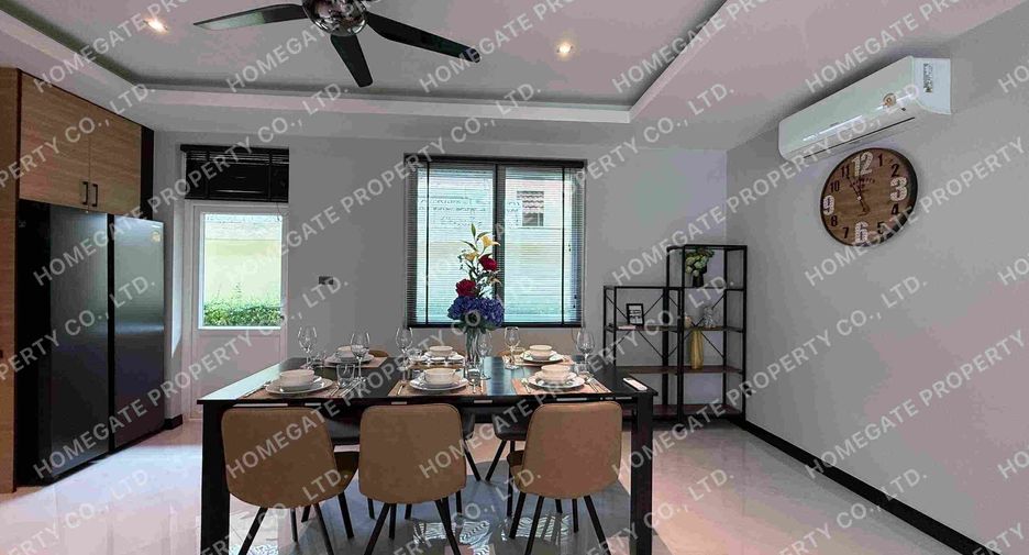 Villa zum Kauf mit 4 Zimmer in Bang Lamung, Chonburi