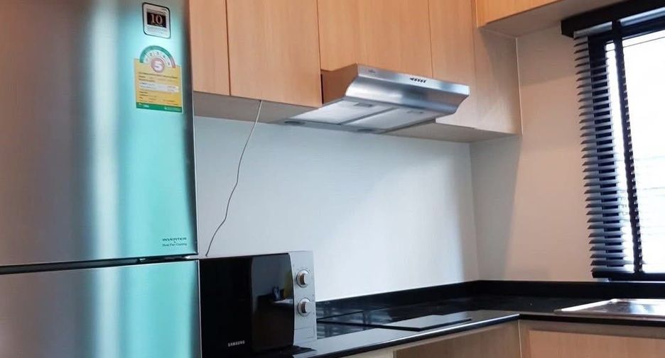 Haus zur Miete und zum Kauf mit 3 Zimmer in Suan Luang, Bangkok