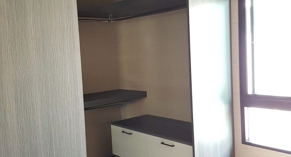 Haus zur Miete und zum Kauf mit 3 Zimmer in Suan Luang, Bangkok