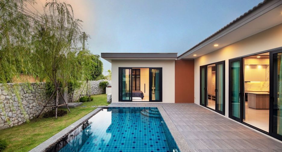 For sale 3 ベッドルーム villa in Bang Lamung, Chonburi