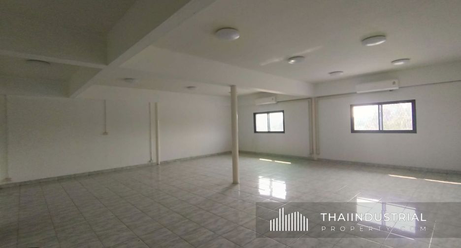 For rent warehouse in Nikhom Phatthana, Rayong